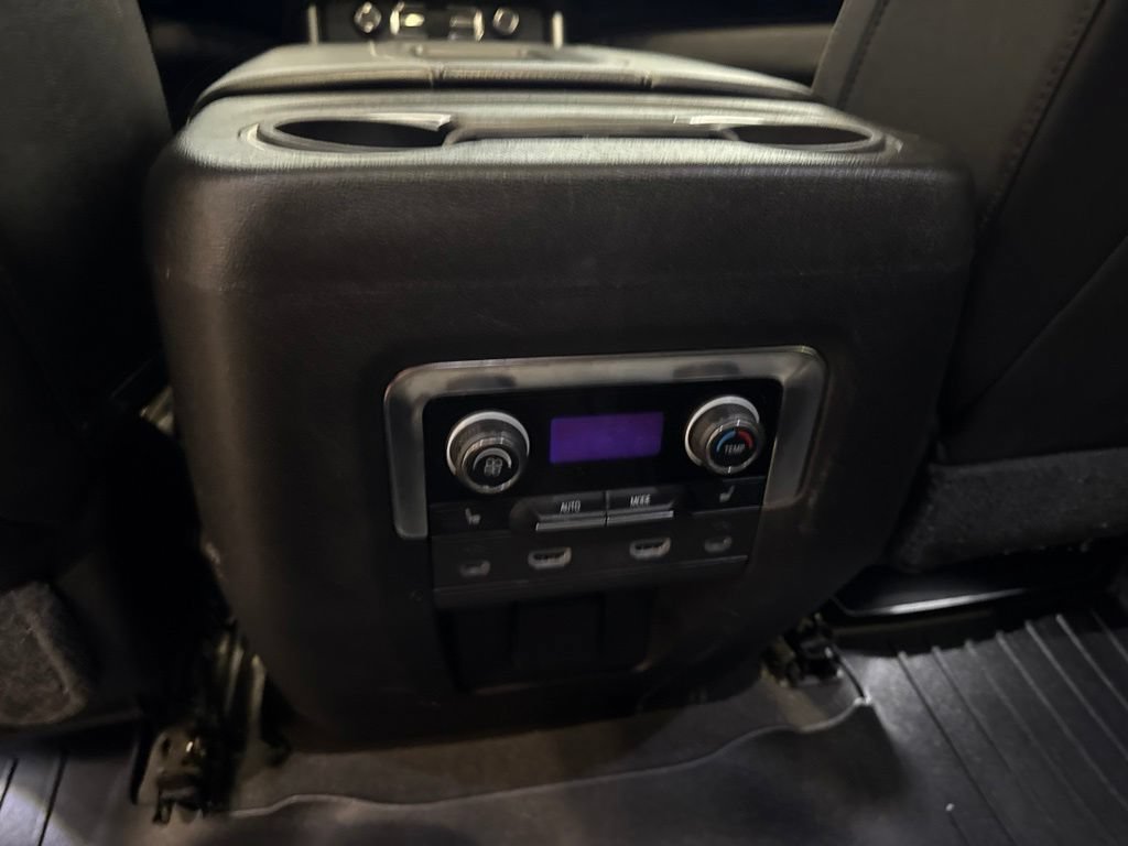 Used 2021 Chevrolet Tahoe Premier AWD/4WD image 22