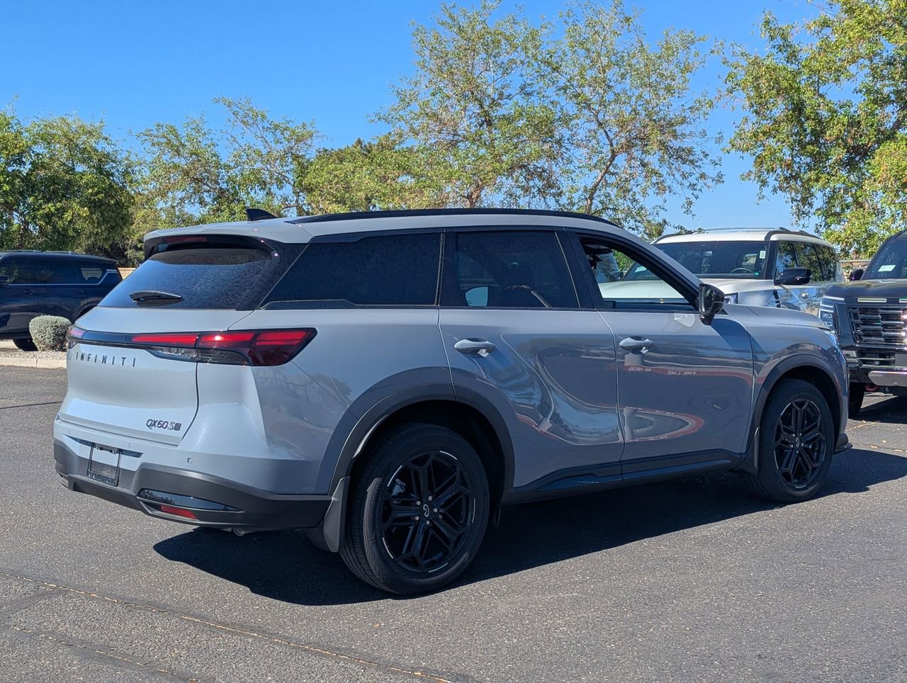 Certified 2026 INFINITI QX60 Sport AWD/4WD image 6
