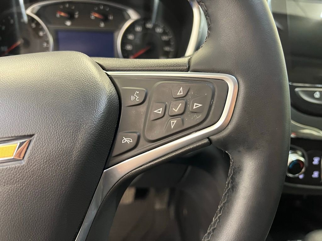 Used 2023 Chevrolet Equinox Premier image 20