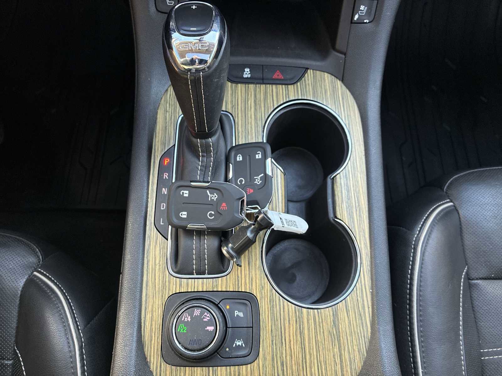 Certified 2019 GMC Acadia Denali image 16