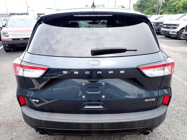 Used 2022 Ford Escape SE w/ SE Sport Appearance Package AWD/4WD image 6