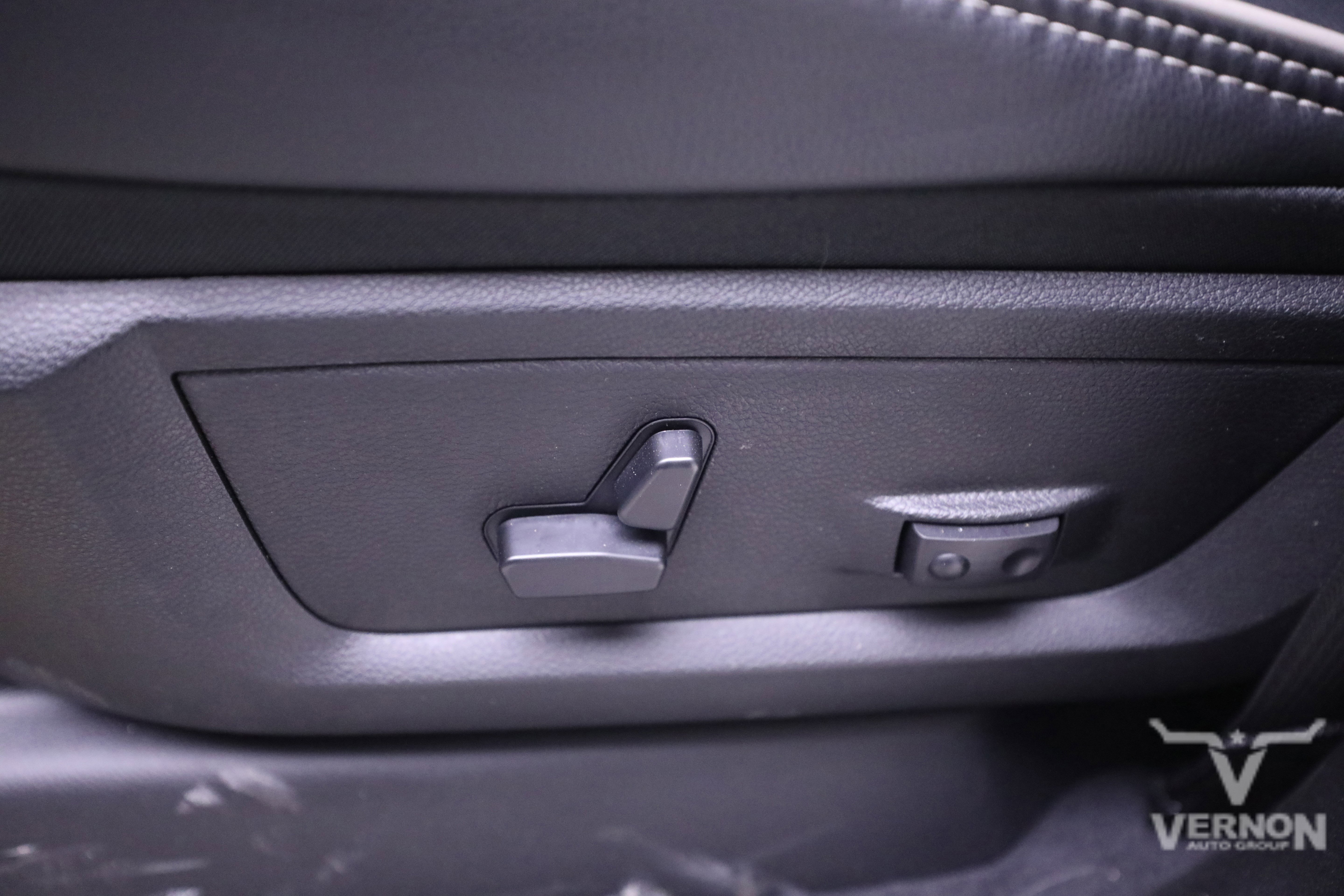 New 2025 RAM 3500 Laramie image 15