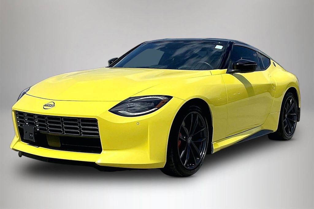 Used 2024 Nissan Z Performance w/ Floor Mat Package RWD image 2