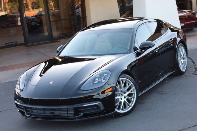 Used 2017 Porsche Panamera image 1