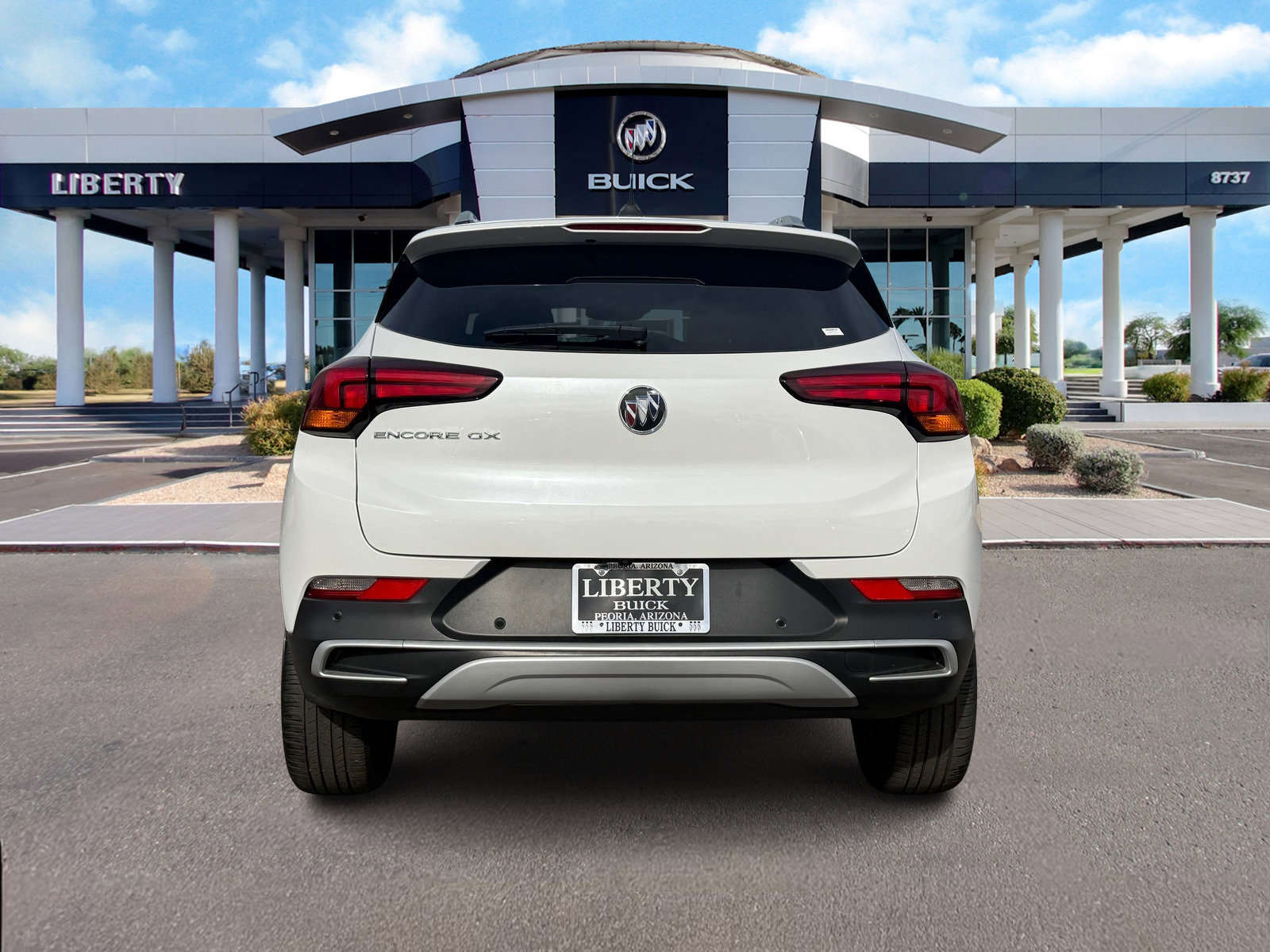 Used 2022 Buick Encore GX Select w/ Advanced Technology Package image 5