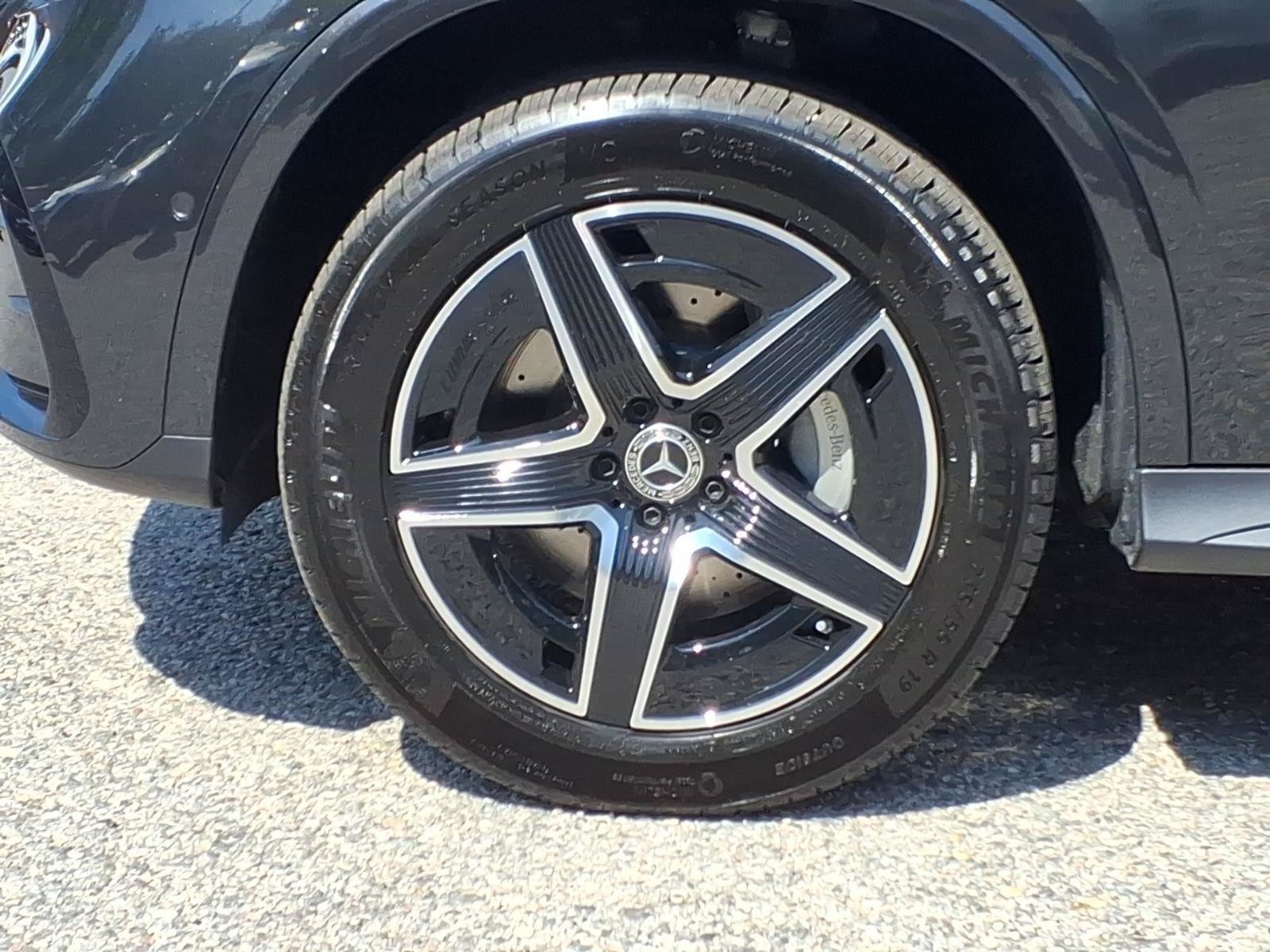 New 2026 Mercedes-Benz GLC 300 4MATIC image 12