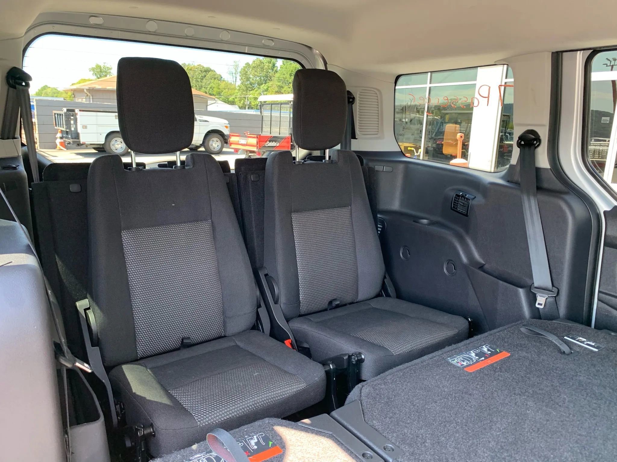 Used 2016 Ford Transit Connect XL image 28