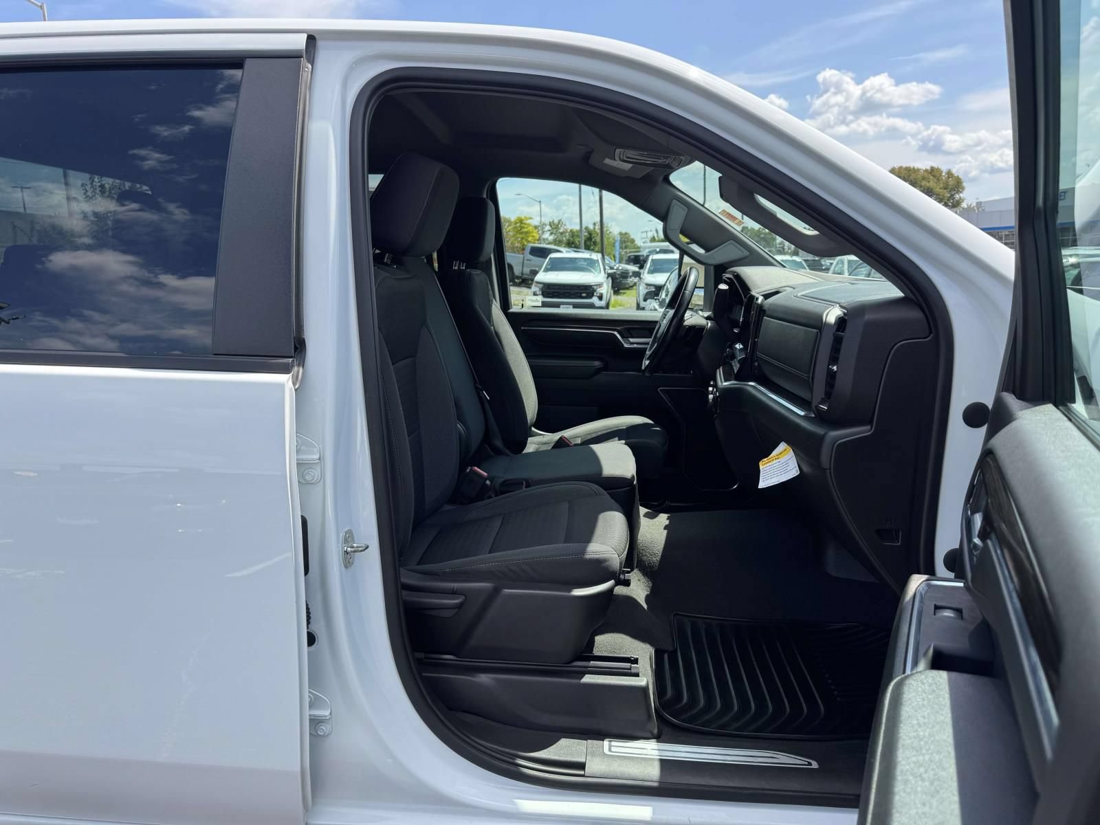 Used 2024 Chevrolet Silverado 2500 LT w/ LPO, Dark Essentials Package AWD/4WD image 14