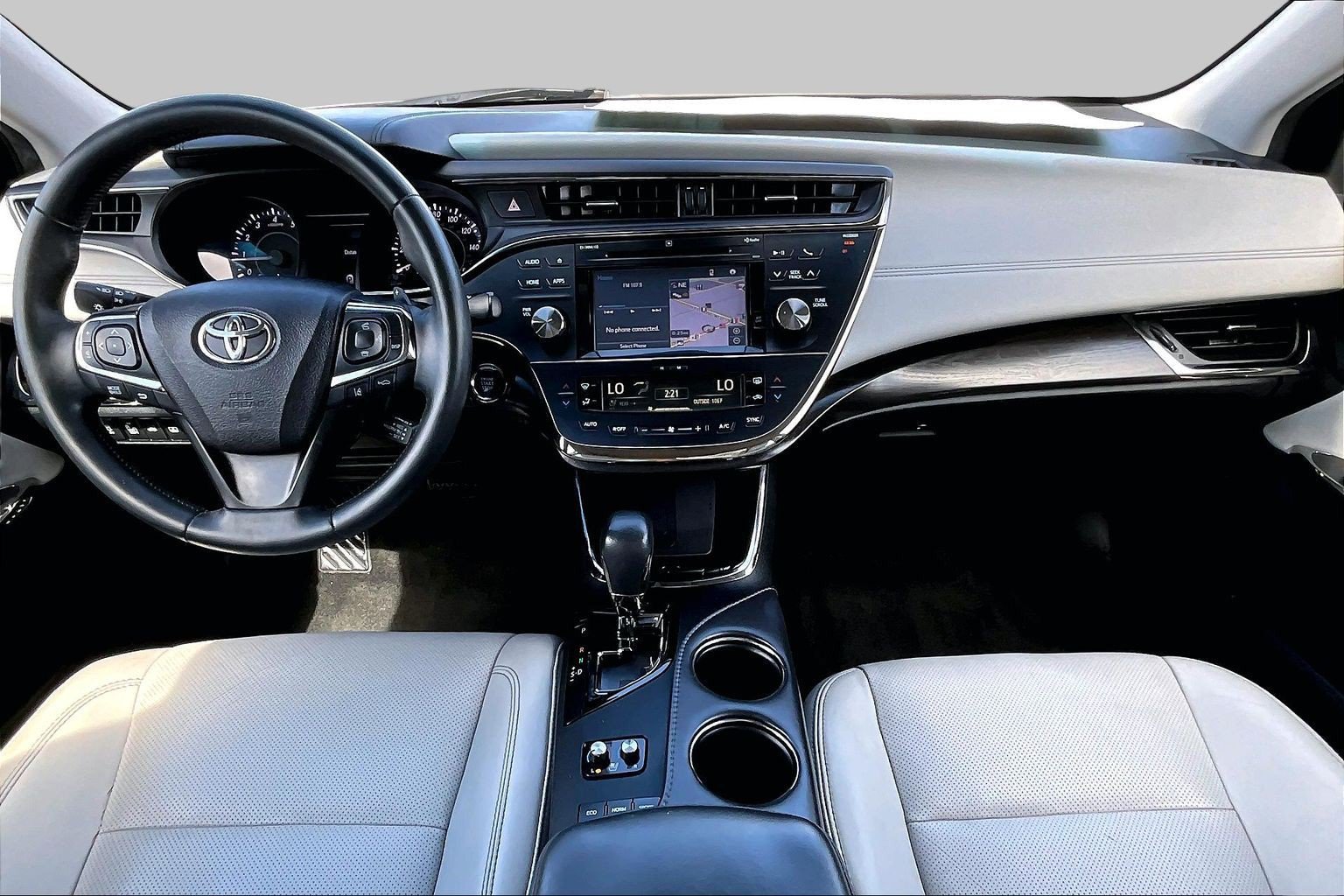 Used 2016 Toyota Avalon Limited w/ Toyota Safety Sense Package FWD image 14