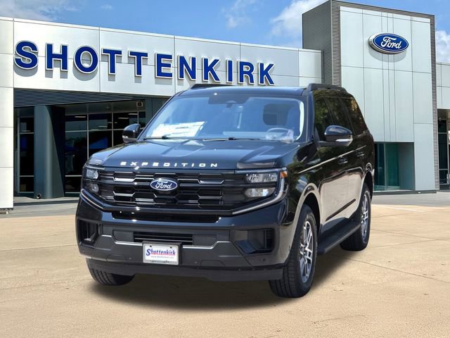 New 2025 Ford Expedition Active image 3