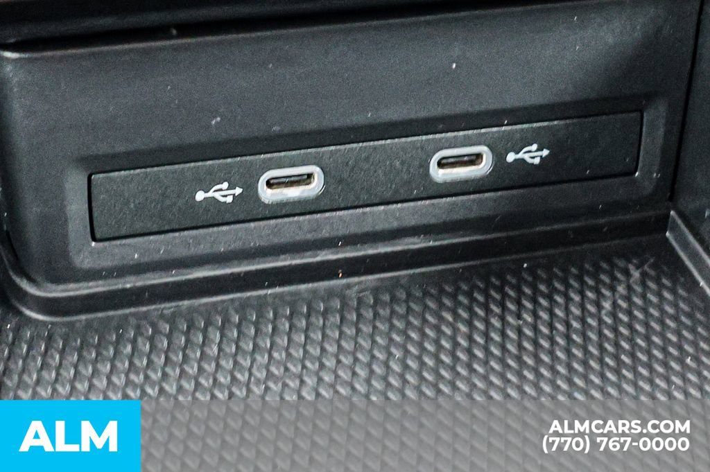 Used 2025 Volkswagen Atlas SE image 47