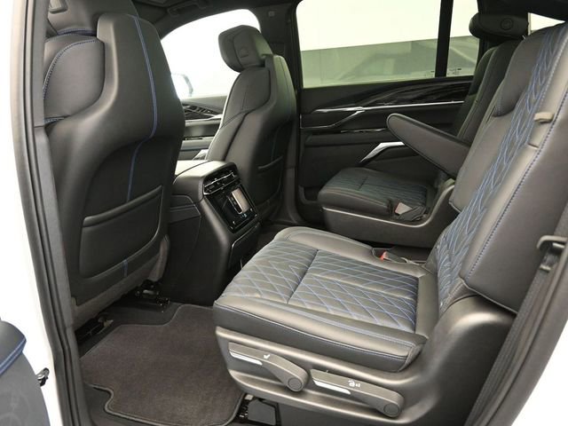 New 2025 Cadillac Escalade IQ Luxury 1 image 15