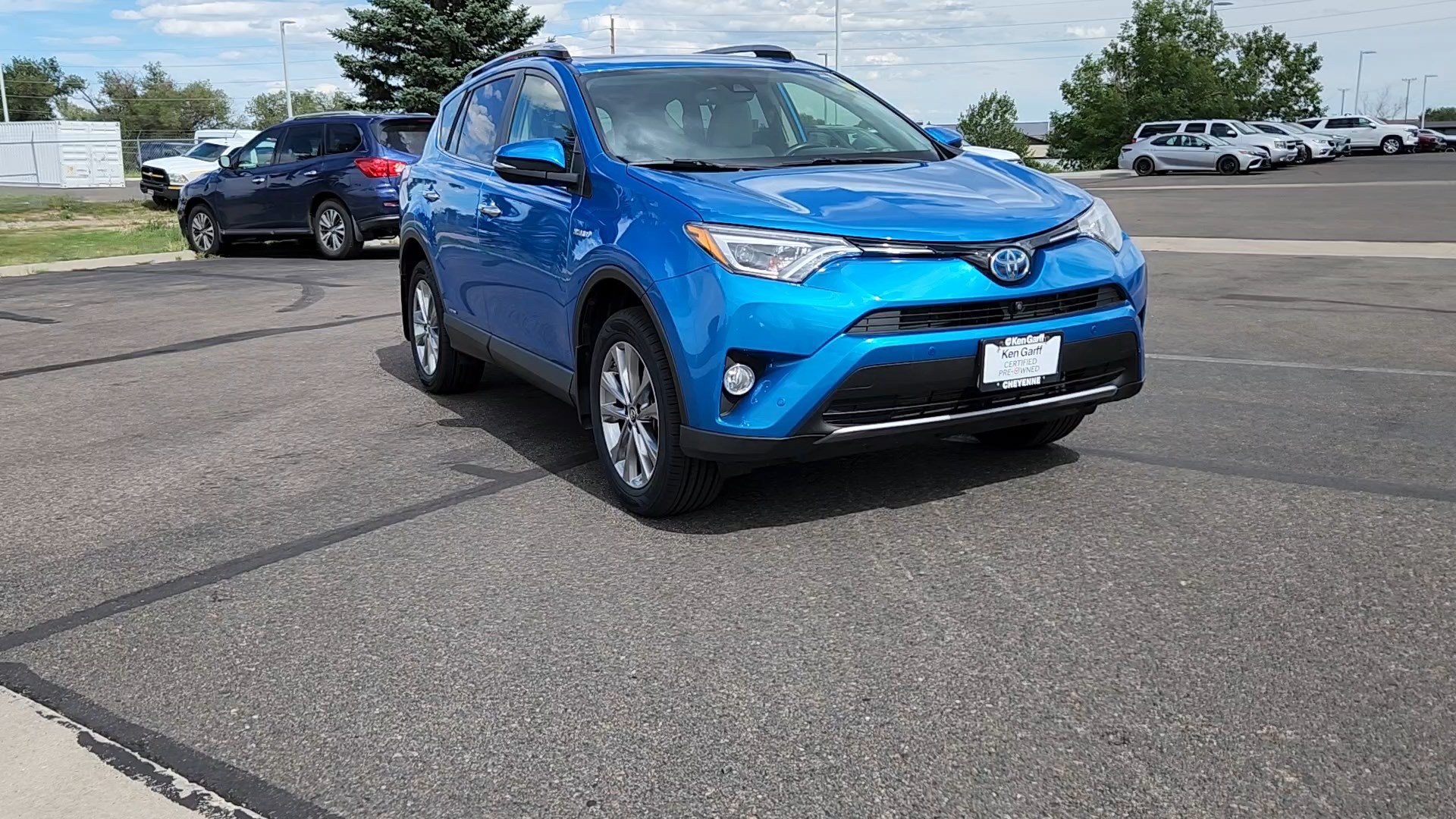 Used 2018 Toyota RAV4 Limited w/ Advanced Technology Package AWD/4WD image 4