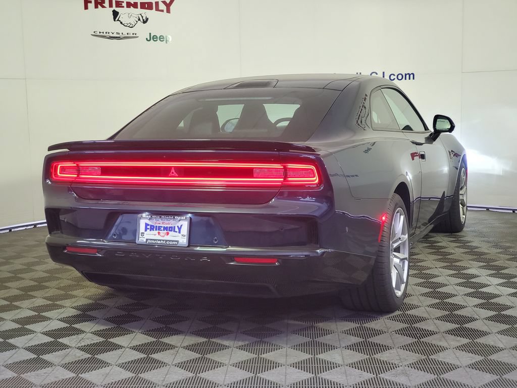 Used 2024 Dodge Charger Daytona Scat Pack w/ Plus Group AWD/4WD video 3