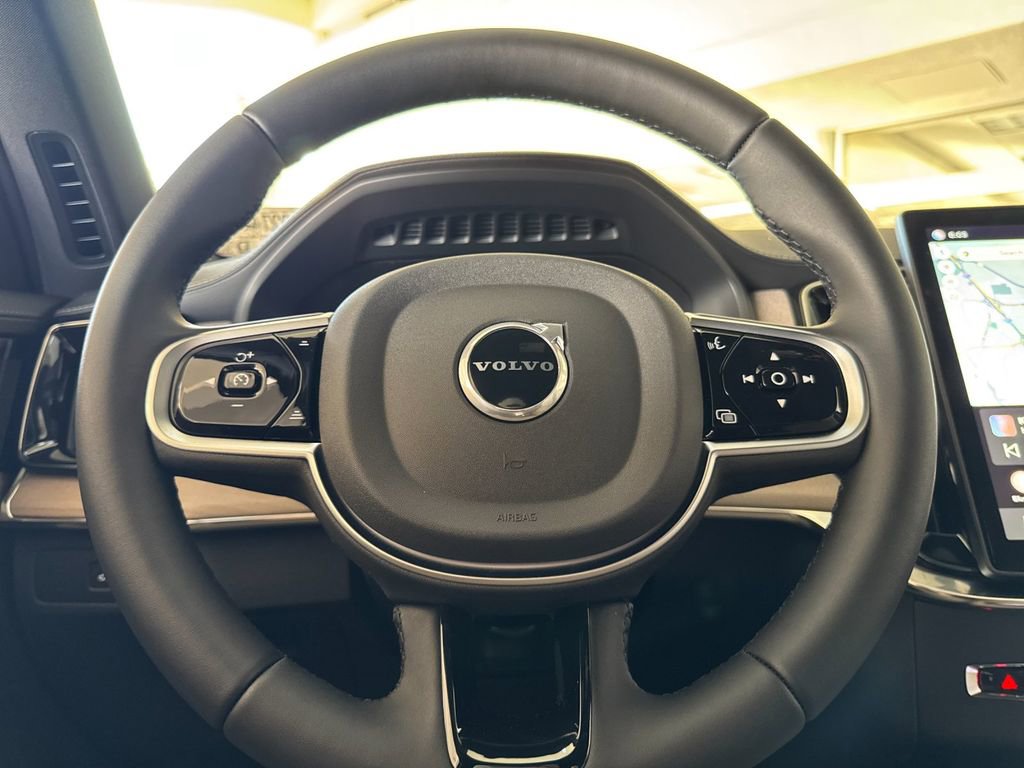 New 2026 Volvo XC90 B6 Plus w/ Protection Package Premier image 24