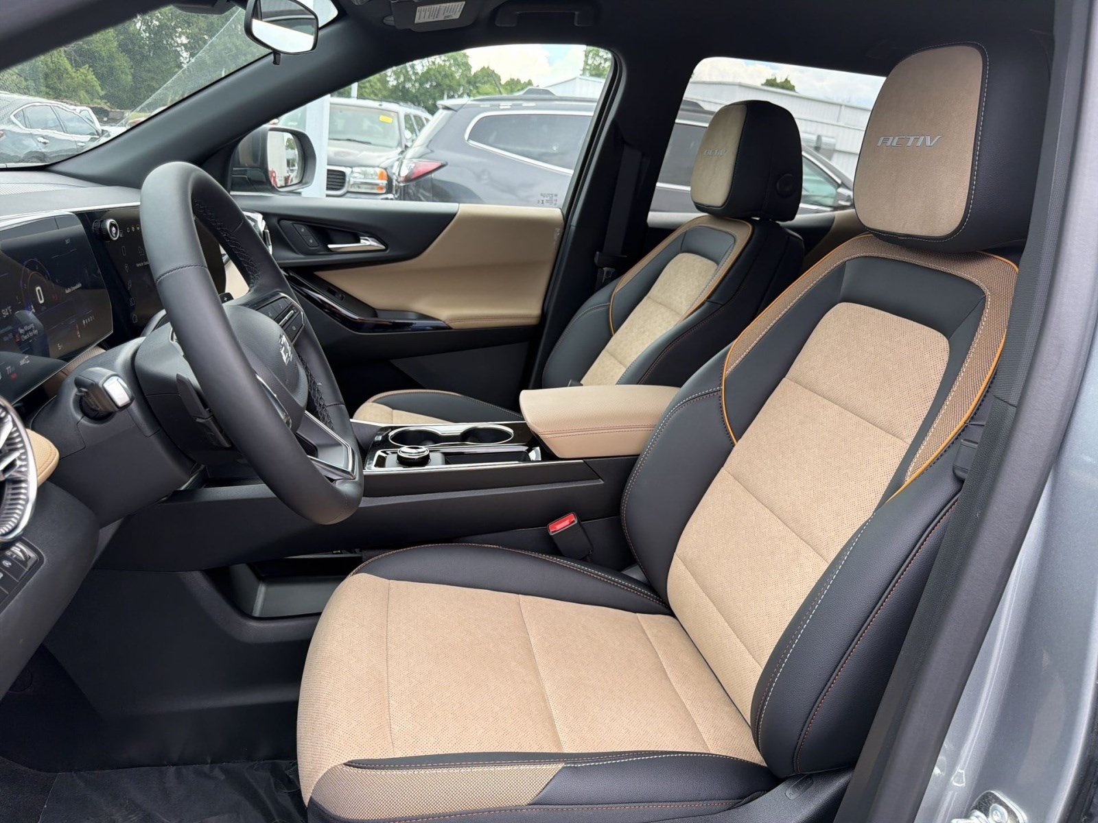 New 2026 Chevrolet Equinox ACTIV AWD/4WD image 10