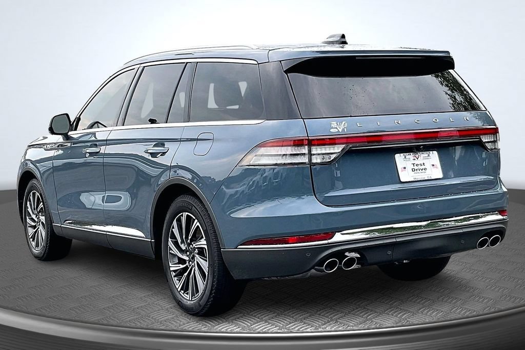 Used 2026 Lincoln Aviator 2WD image 5