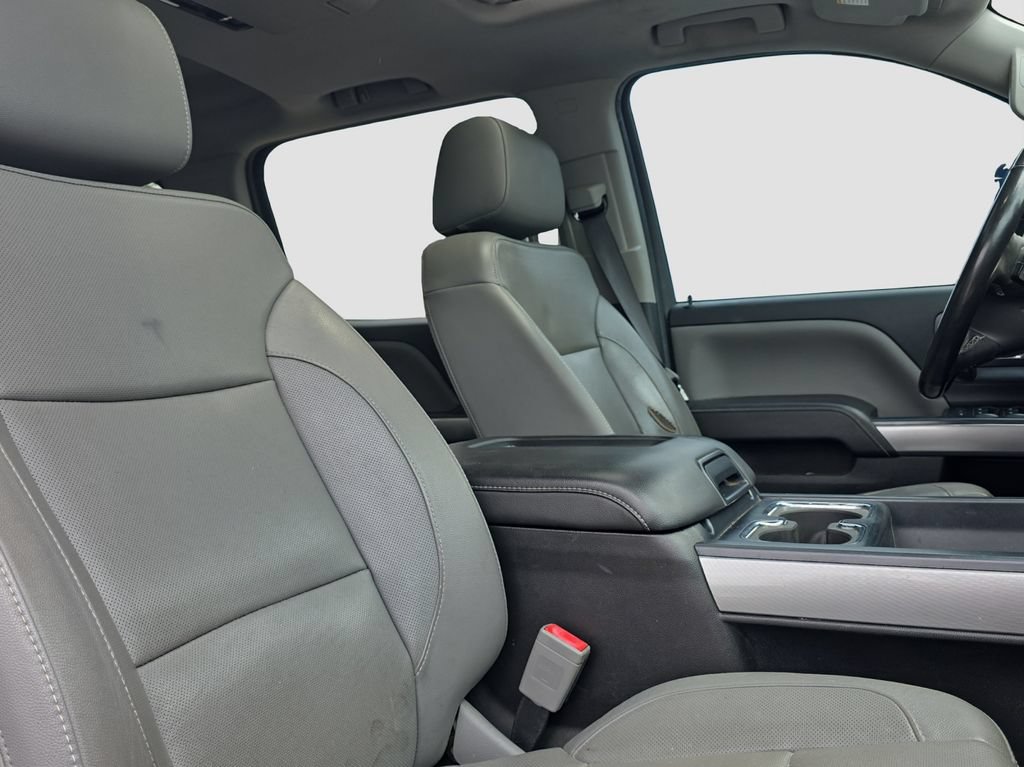 Used 2018 Chevrolet Silverado 2500 LTZ w/ Duramax Plus Package AWD/4WD image 19