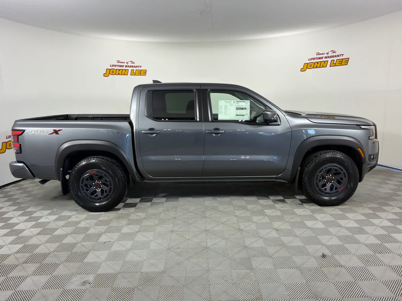 New 2026 Nissan Frontier Pro-X w/ Tow Package RWD image 7