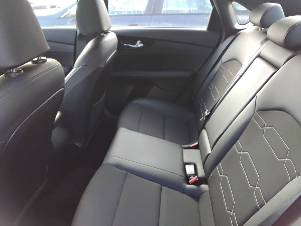 Used 2021 Kia Forte GT-Line FWD image 10