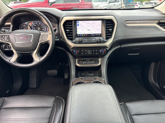 Used 2022 GMC Acadia Denali w/ Denali Ultimate Package AWD/4WD image 13