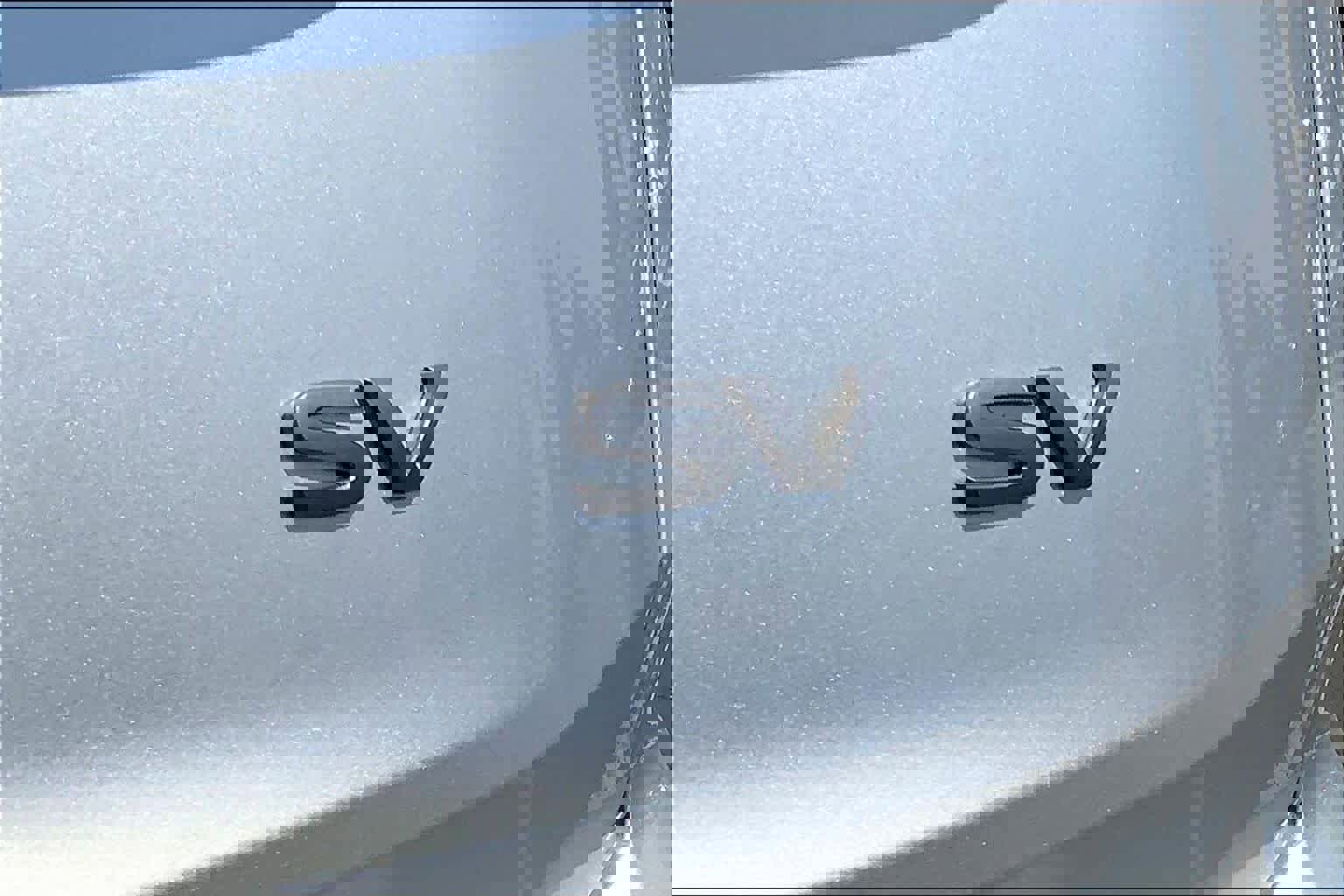 Used 2024 Nissan Rogue SV image 9