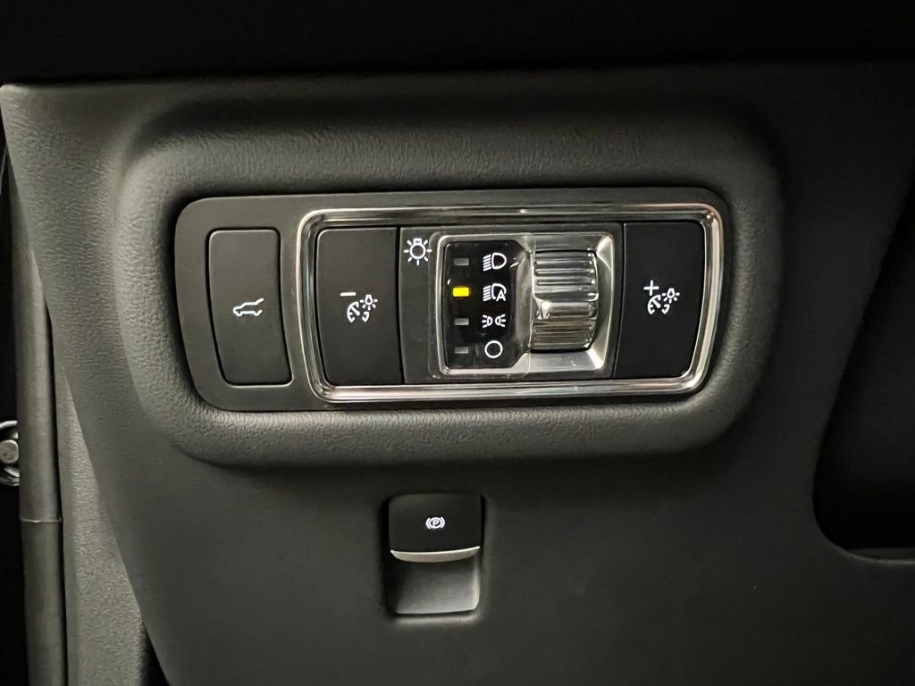 New 2026 Lincoln Nautilus Reserve w/ Jet Appearance Package AWD/4WD image 25