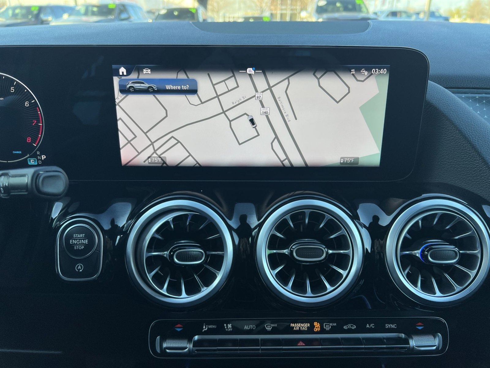 Used 2025 Mercedes-Benz GLA 250 4MATIC image 19