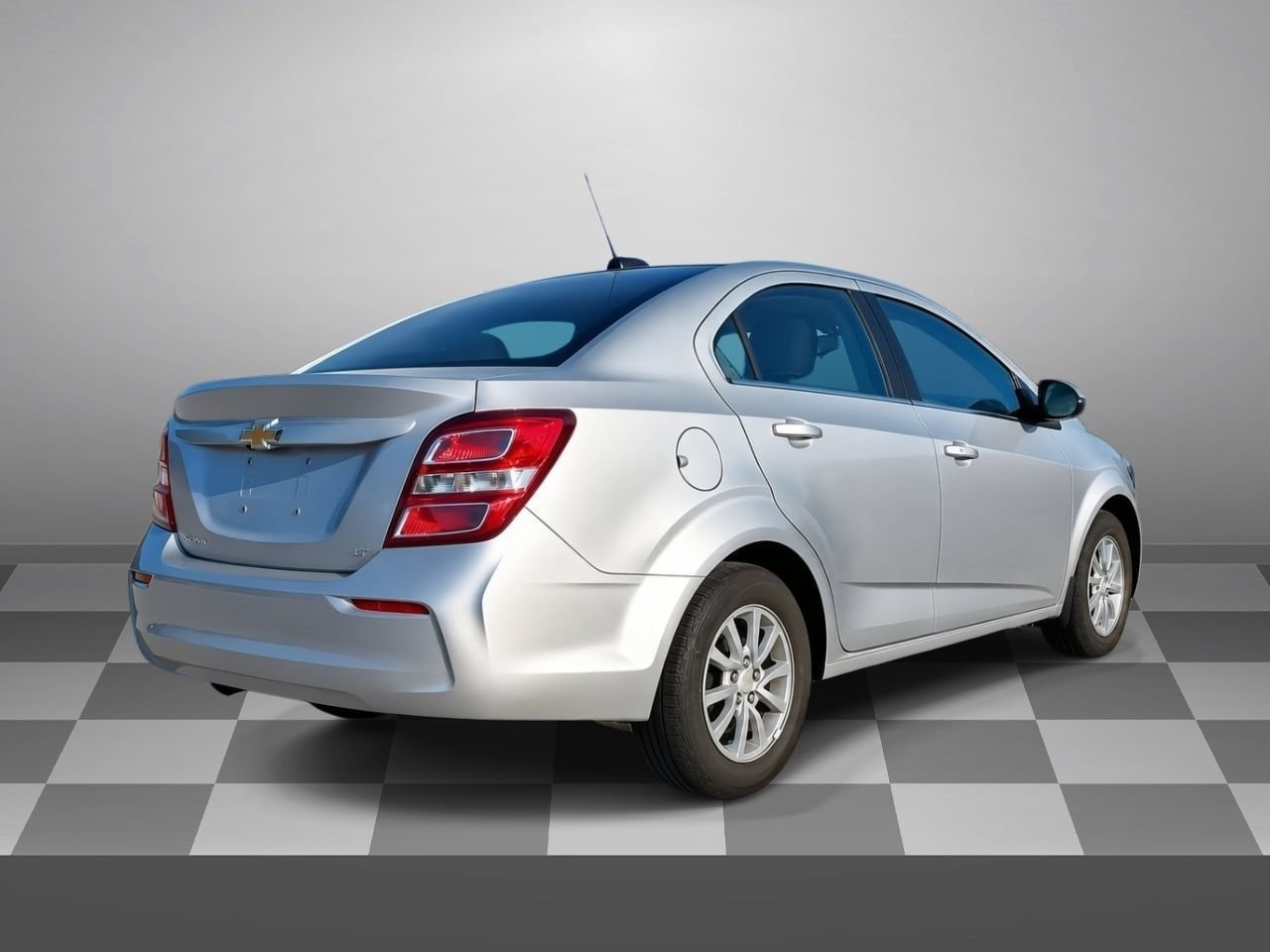 Certified 2019 Chevrolet Sonic LT w/ Convenience Package FWD image 6