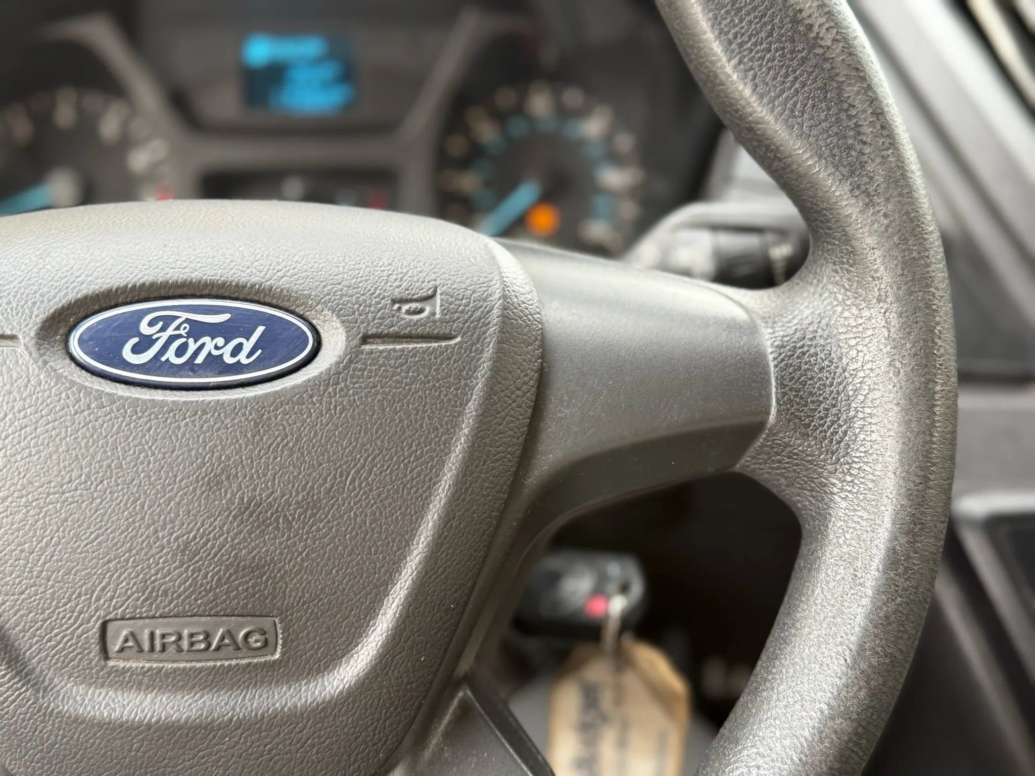 Used 2019 Ford Transit 150 148 Medium Roof RWD image 23