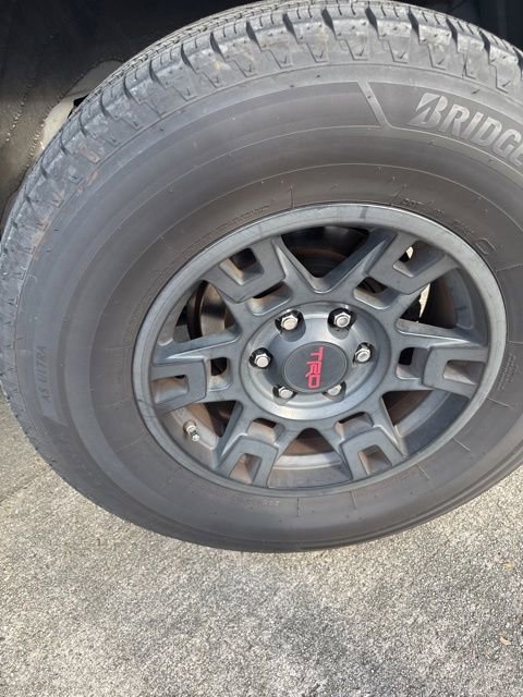 Used 2021 Toyota 4Runner SR5 image 12