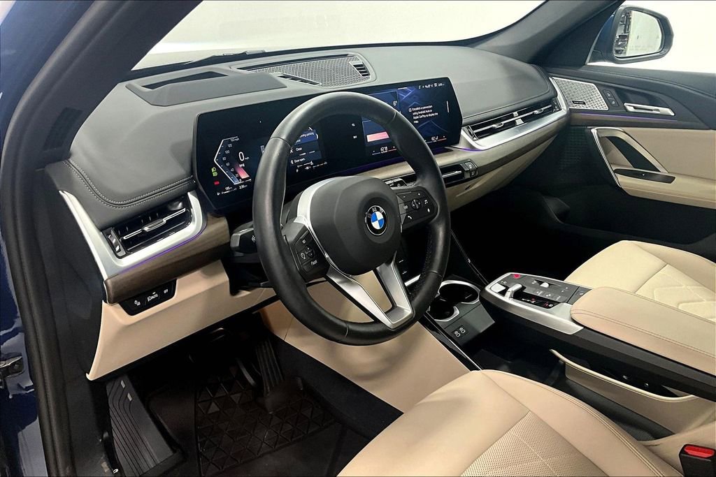 Certified 2025 BMW X1 xDrive28i w/ Technology Package image 13