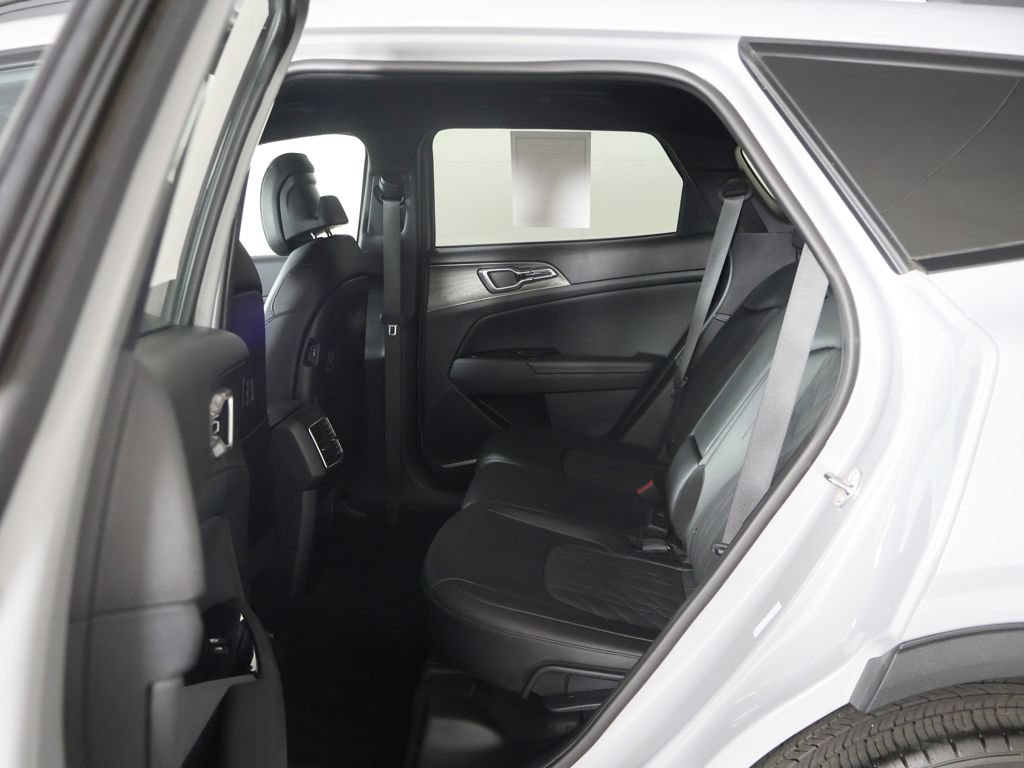Used 2025 Kia Sportage X-Line AWD/4WD image 29