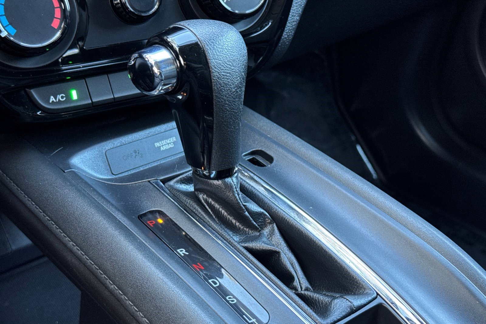 Used 2021 Honda HR-V LX image 16