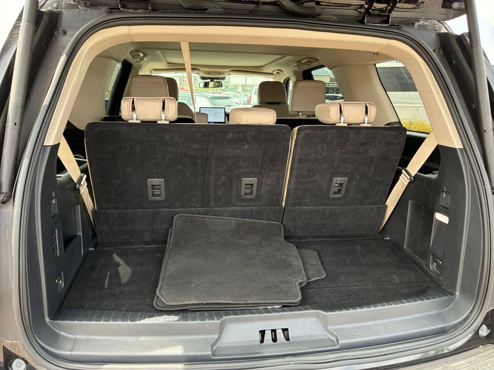 Used 2024 Ford Expedition Limited RWD image 36