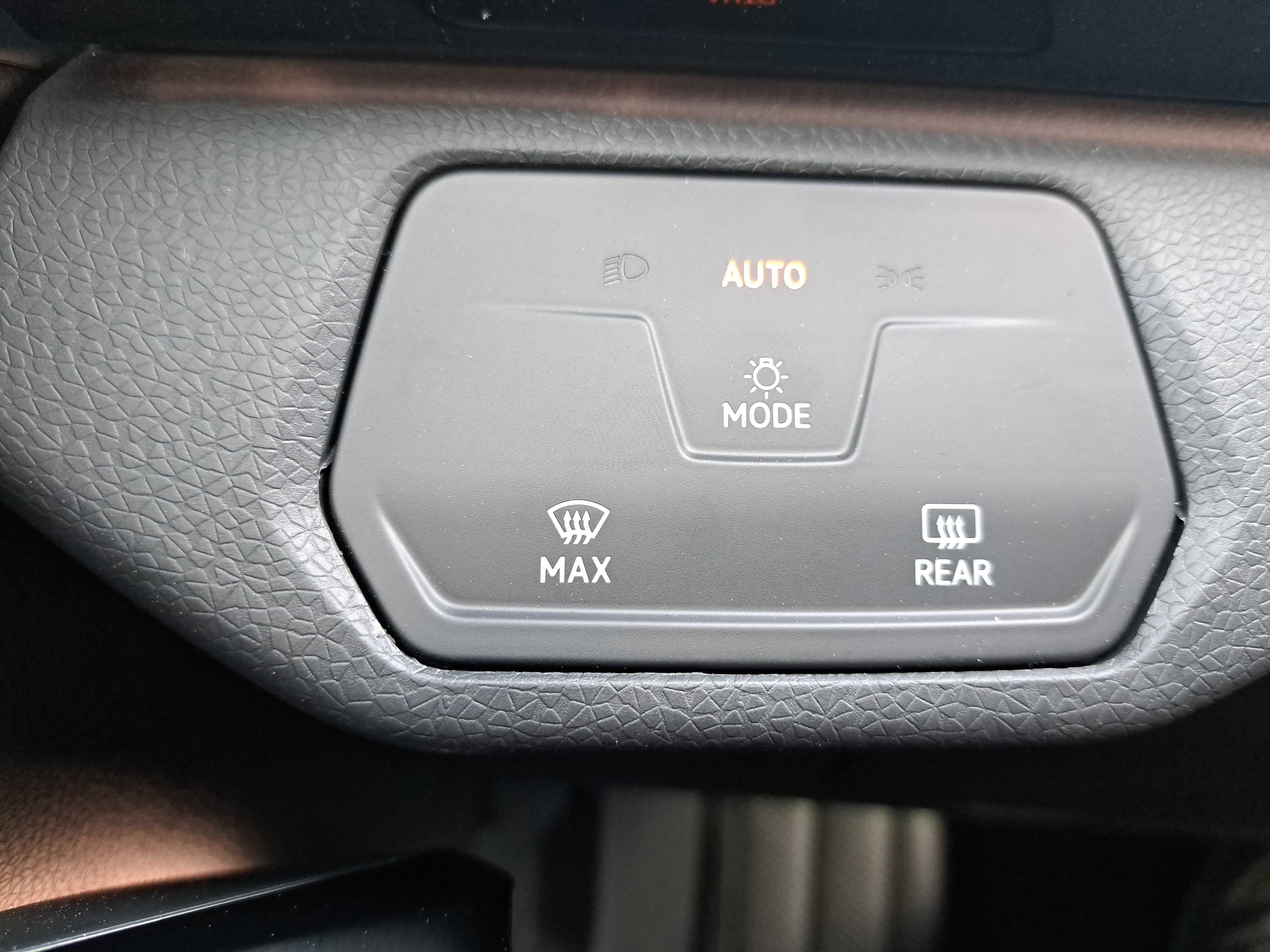 New 2026 Volkswagen ID.4 Pro image 26