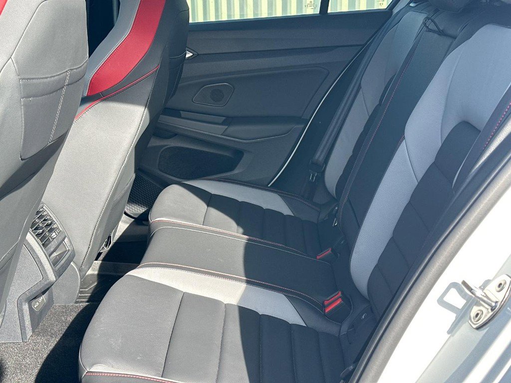 Used 2025 Volkswagen GTI SE FWD image 10
