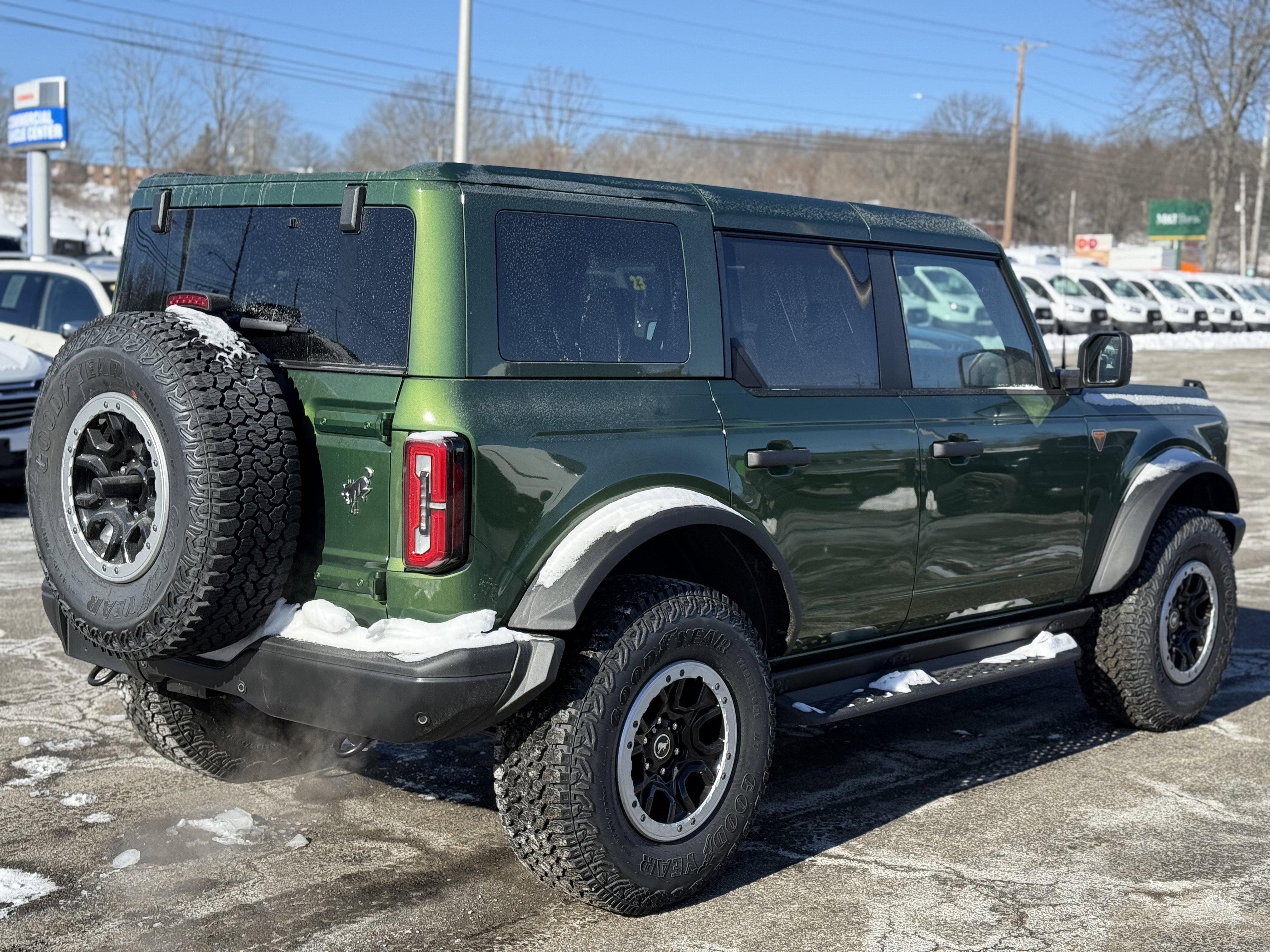 New 2025 Ford Bronco Big Bend w/ Black Diamond Package AWD/4WD image 2