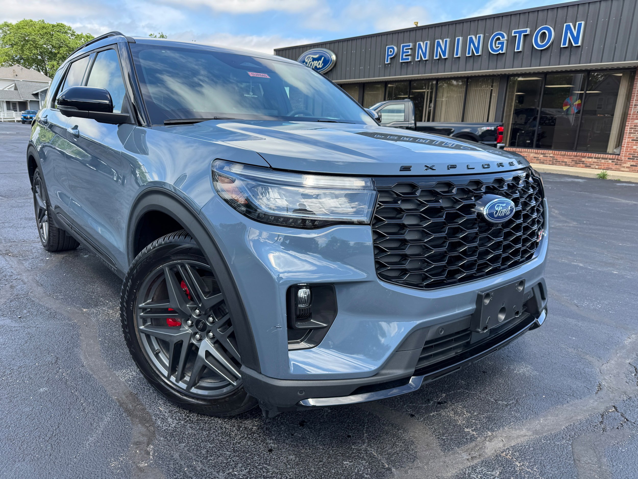 Used 2025 Ford Explorer ST