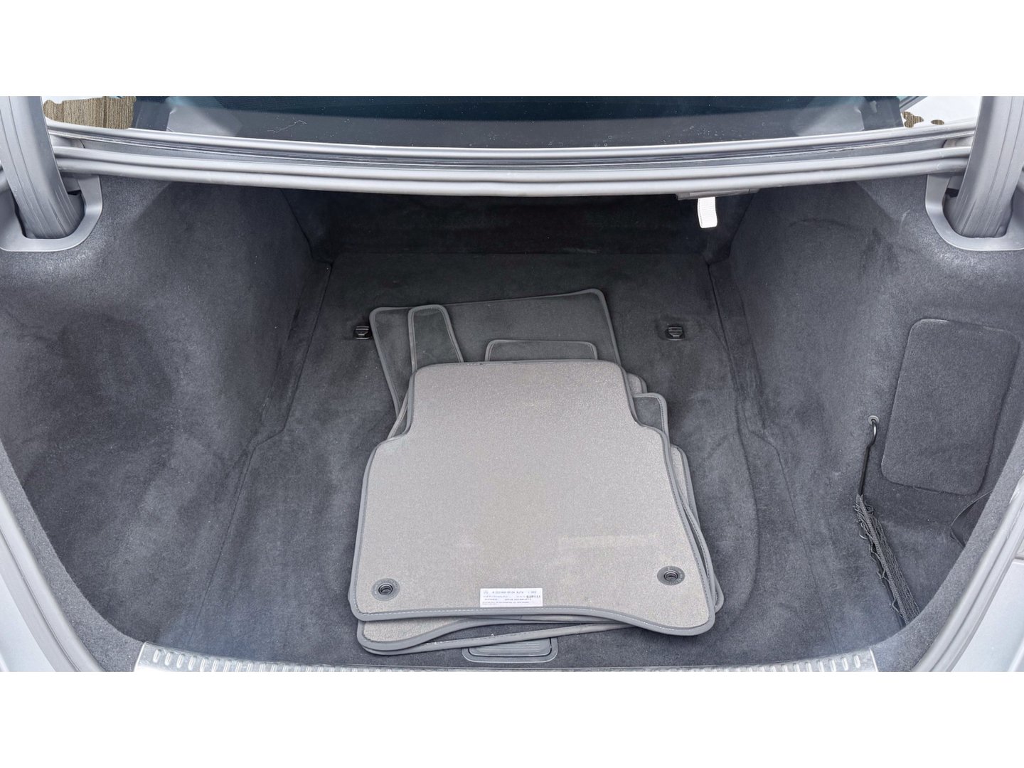Used 2023 Mercedes-Benz S 500 4MATIC w/ AMG Line image 13