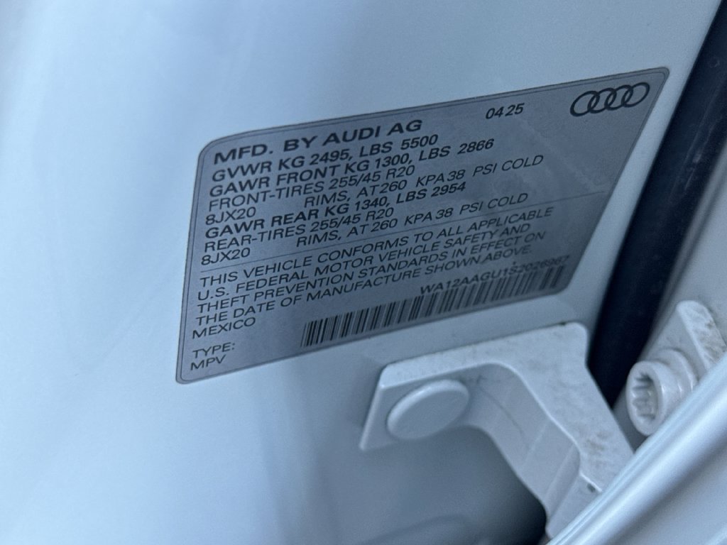 Certified 2025 Audi Q5 Premium Plus w/ Premium Plus AWD/4WD image 39