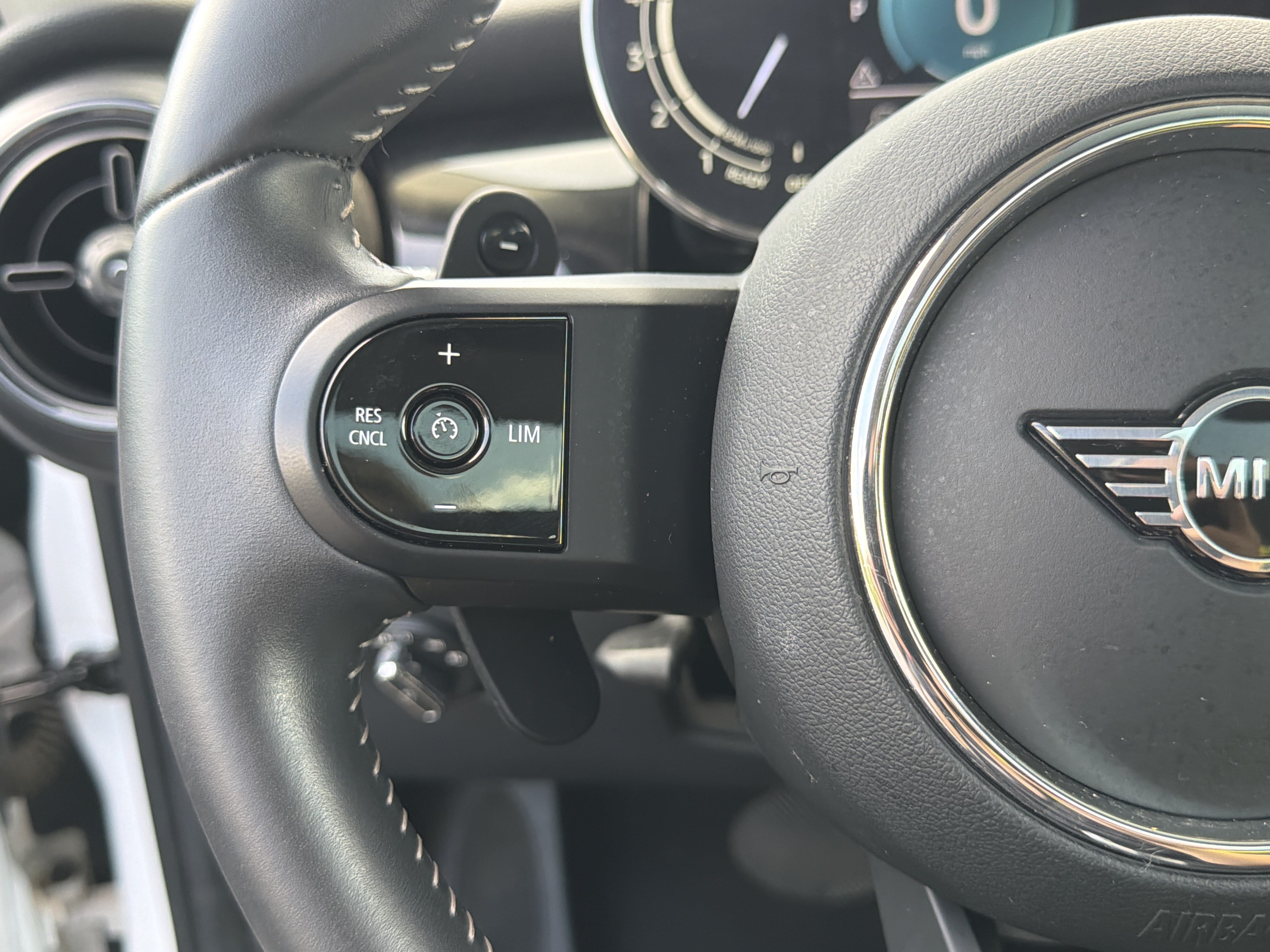 Certified 2024 MINI Cooper S FWD image 28