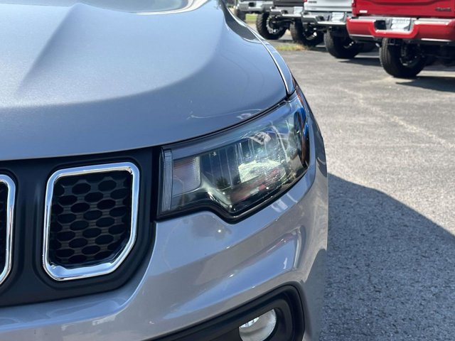 Used 2023 Jeep Compass Latitude AWD/4WD image 9