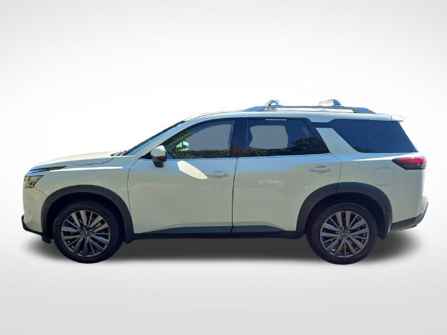 Used 2023 Nissan Pathfinder SL w/ SL Premium Package AWD/4WD image 3
