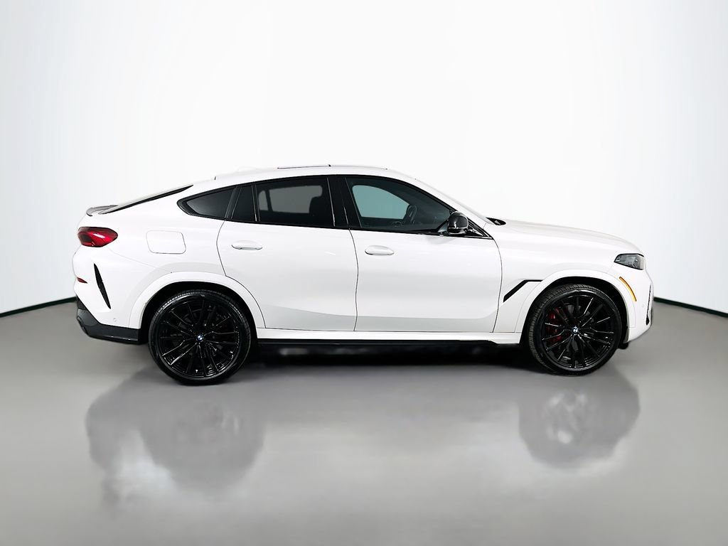 Used 2025 BMW X6 M60i AWD/4WD image 4