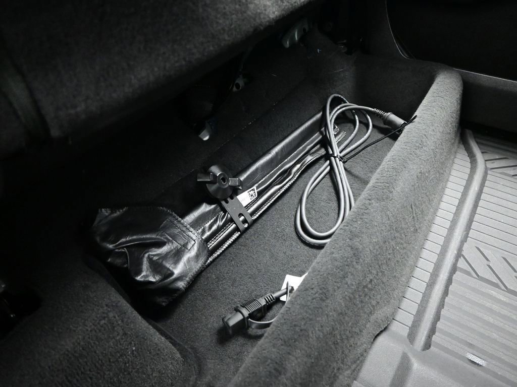 Used 2025 Chevrolet Silverado 1500 LT Trail Boss w/ Convenience Package II image 39