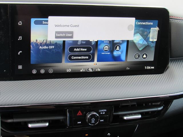 New 2026 Nissan Kicks SR w/ Cold Weather Package FWD image 23