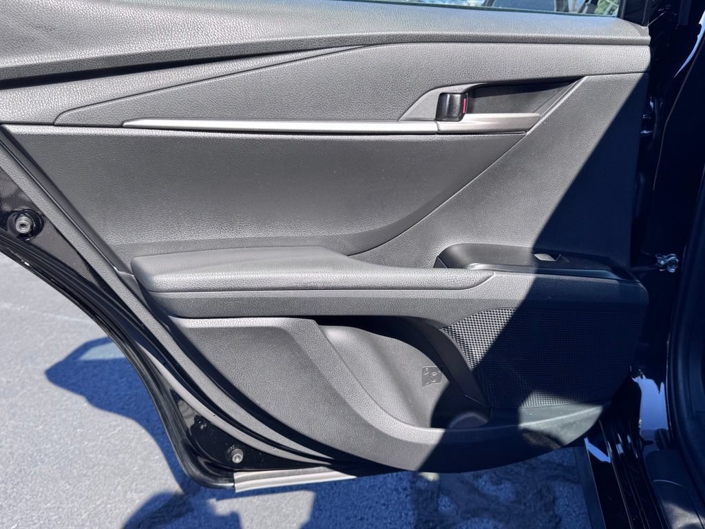 Used 2025 Toyota Camry LE FWD image 25