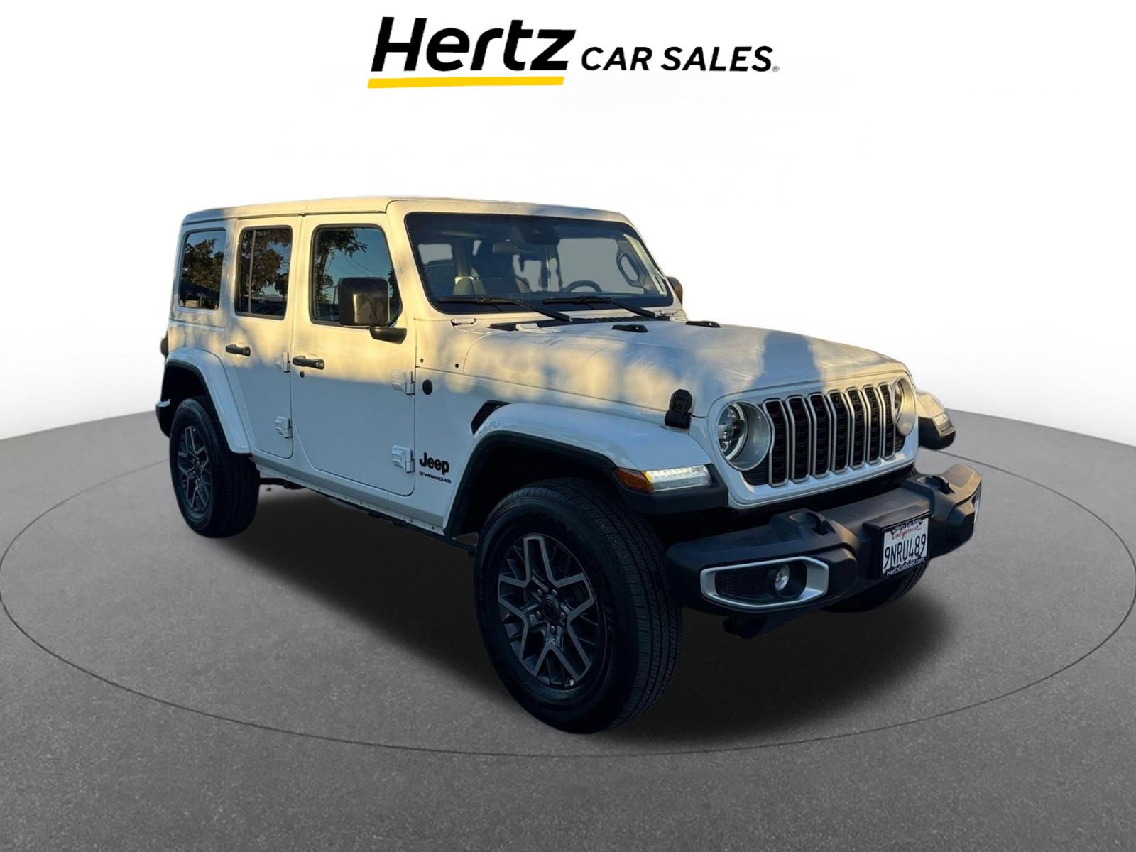 Used 2025 Jeep Wrangler Sahara image 1
