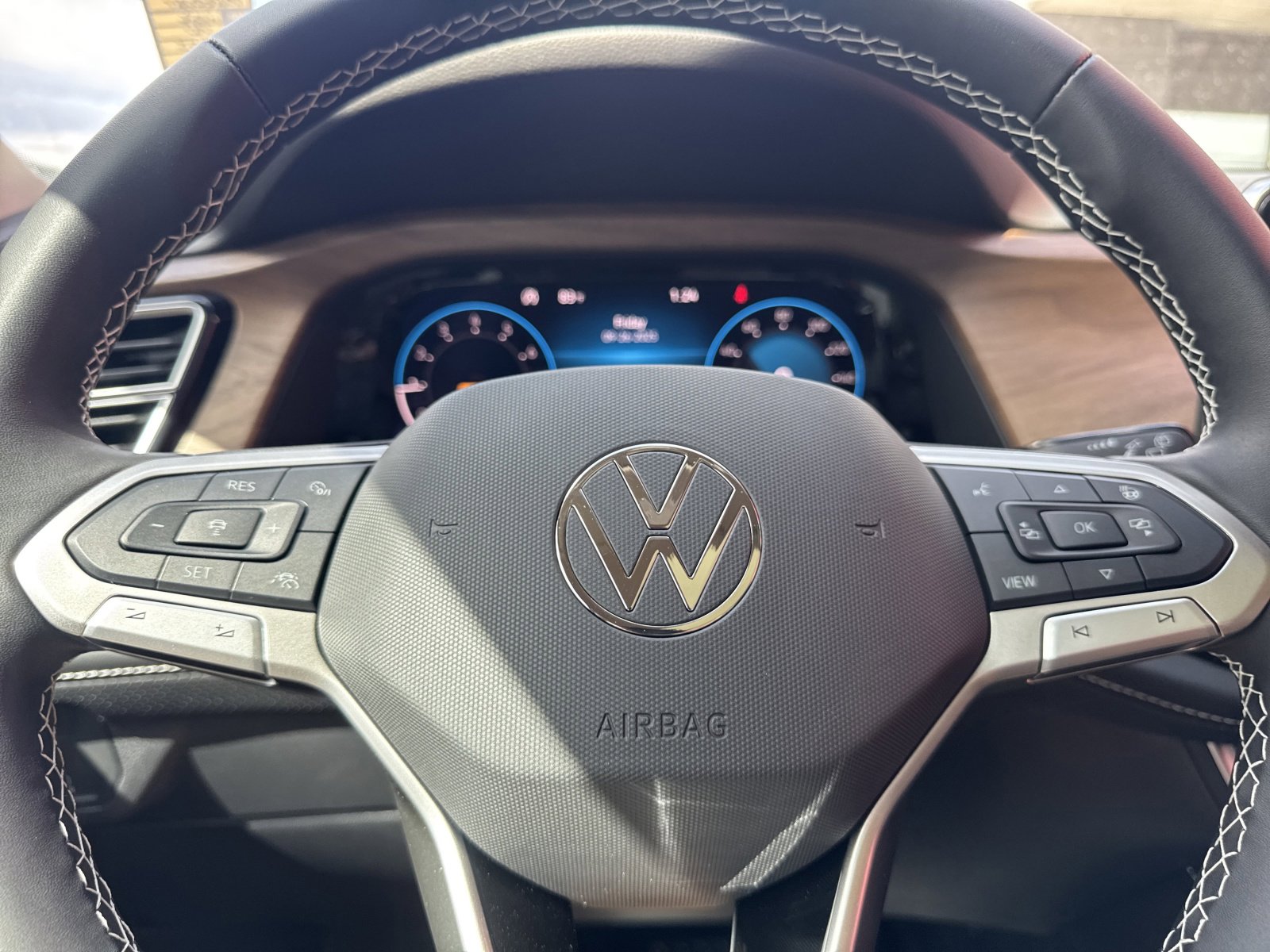 New 2026 Volkswagen Atlas SE image 27